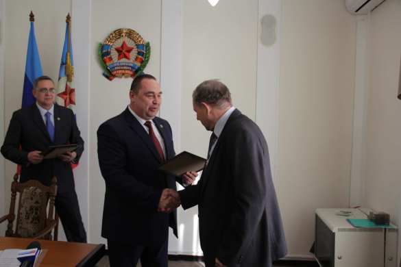 В ЛНР назвали победителей первого конкурса журналистов (ФОТО) | Русская весна