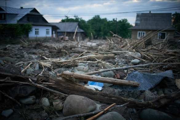 «Затопило всё... Урожая нет, куры утонули»: чудовищные последствия наводнения на Западной Украине (ФОТО, ВИДЕО) | Русская весна
