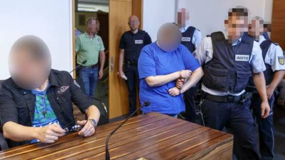 В Германии мать продавала 9-летнего сына педофилам (ФОТО) | Русская весна