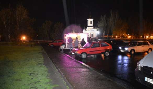 На Пасху в центре Николаева произошла массовая драка (ФОТО, ВИДЕО) | Русская весна