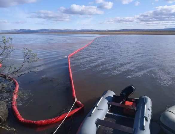 Красные реки: названа площадь загрязнения в Красноярском крае, Путин поручил выяснить, кто скрывал правду (ФОТО) | Русская весна