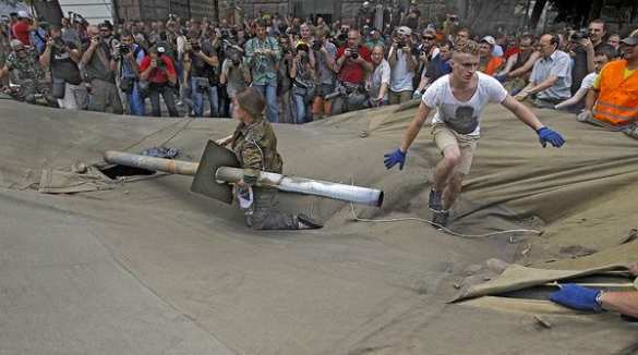 Подкупом и угрозами в Киеве Майдан опять стал майданом. Надолго ли? (фото лента) | Русская весна