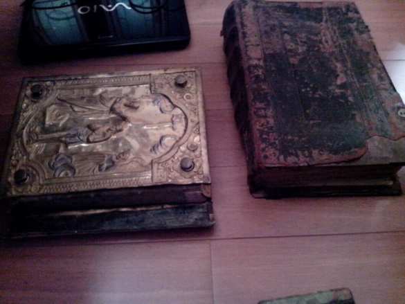 Сейфы с золотом, чемодан с деньгами и подземные туннели: подробности обыска у замгубернатора Николаевщины (ФОТО) | Русская весна