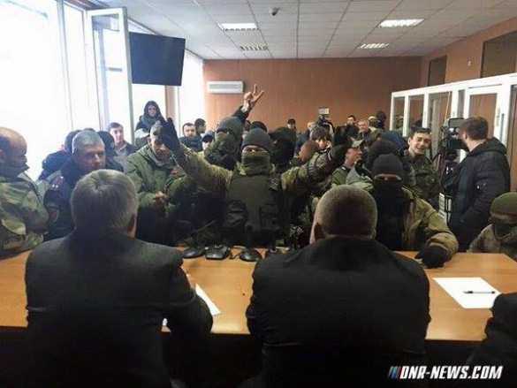 Террористы силой вынудили одесских судей написать заявления об отставке (ФОТО) | Русская весна