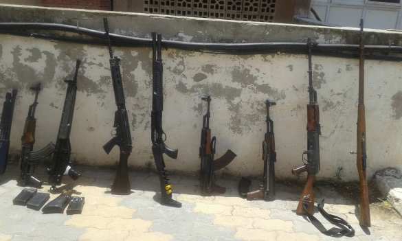 Российские офицеры помогли сирийским боевикам сложить оружие без кровопролития — репортаж РВ (ФОТО) | Русская весна