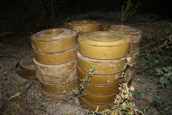 Генпрокуратура ЛНР изъяла из тайника в Ирмино более 13 тысяч единиц оружия и боеприпасов (ФОТО, ВИДЕО) | Русская весна