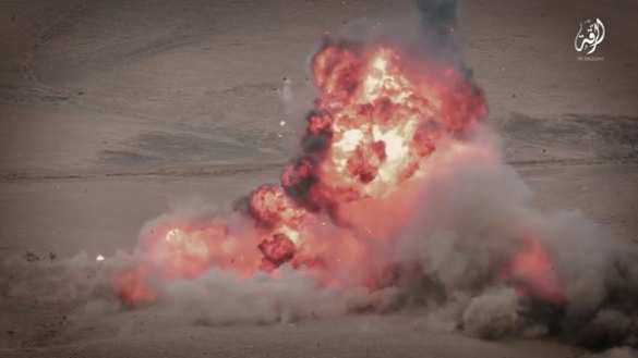 ШОК: 4-летний палач ИГИЛ казнил трех человек в Сирии (ФОТО+ВИДЕО 18+) | Русская весна