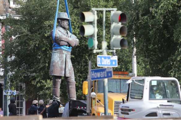 Война с прошлым: какие памятники сносят в США (ФОТО, ВИДЕО) | Русская весна