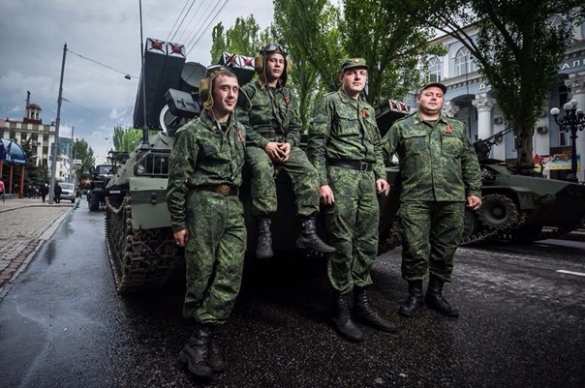 В Донецке идет парад Победы (+ФОТО, ВИДЕО) | Русская весна