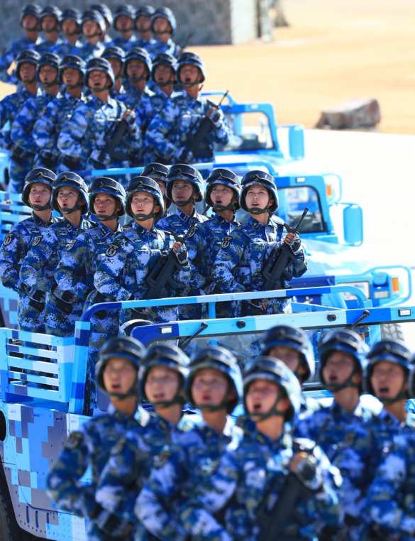 Китай показал новейшую технику на военном параде (+ФОТО, ВИДЕО) | Русская весна