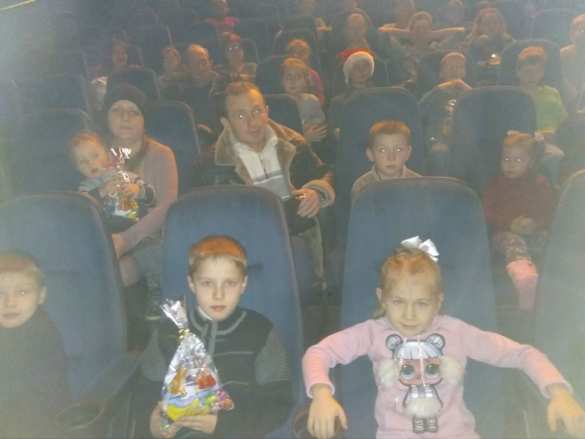 Новогодний мирный подвиг сотен читателей «Русской Весны» (+ВИДЕО, ФОТО) | Русская весна