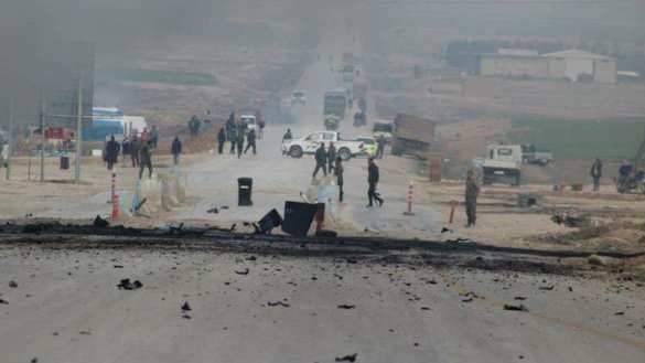 Горящая бронетехника: в Сирии смертник ИГИЛ подорвал американо-курдскую колонну — подробности (ФОТО, ВИДЕО) | Русская весна