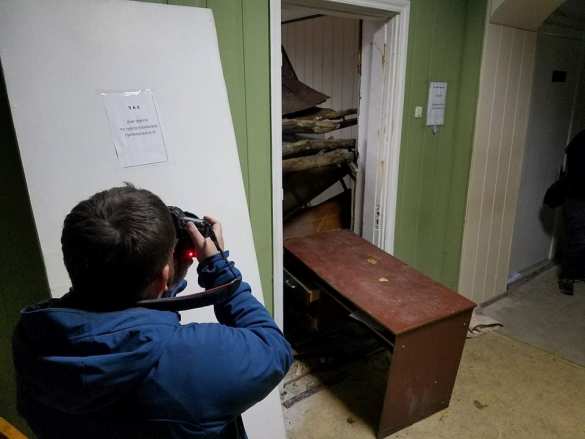 «Пока вы спали, в суде Киева выросли баррикады» — кадры погромов в суде над главарем ОУН (ФОТО) | Русская весна