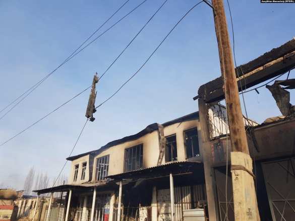 Из-за погромов в Казахстане люди бегут через границу (ФОТО, ВИДЕО) | Русская весна