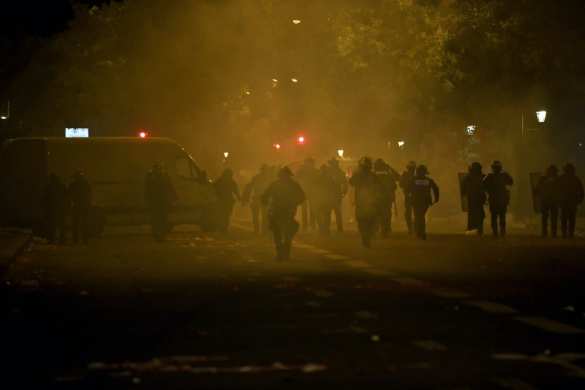 Париж в огне: погромы в центре французской столицы (ФОТО, ВИДЕО) | Русская весна