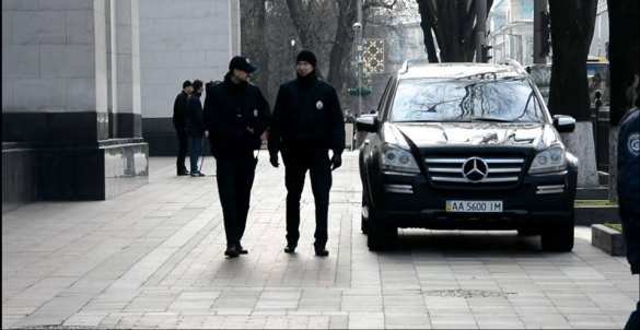 Охрана Ляшко и Тимошенко цинично игнорирует требования «новой полиции» (ФОТО) | Русская весна