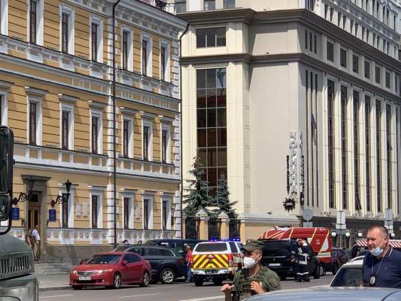 СРОЧНО: Захват заложников в банке в центре Киева (+ФОТО, ВИДЕО) | Русская весна