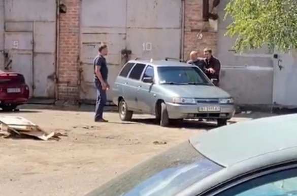 ЧП в Полтаве: преступник взял в заложники начальника уголовного розыска области (+ФОТО, ВИДЕО) | Русская весна