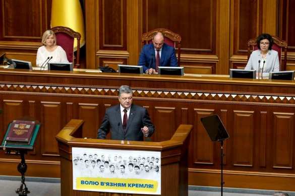 С пьяных глаз: «Возвращение Донбасса будет нелегким и болезненным, но ВСУ готовы защитить Украину от российской агрессии», — Порошенко (+ВИДЕО, ФОТО) | Русская весна