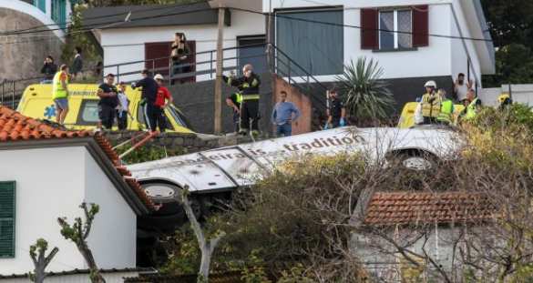 Страшное ДТП: перевернулся автобус, множество погибших (ФОТО, ВИДЕО) | Русская весна