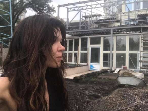 Знаки: Молния ударила в дом украинской певицы, обещавшей сжечь себя на Майдане (ФОТО) | Русская весна