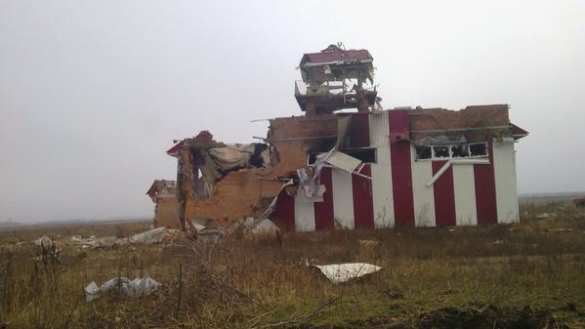 Сводка: идут артиллерийские бои у Кировска и Дебальцево, под огнем мирные города Новороссии | Русская весна