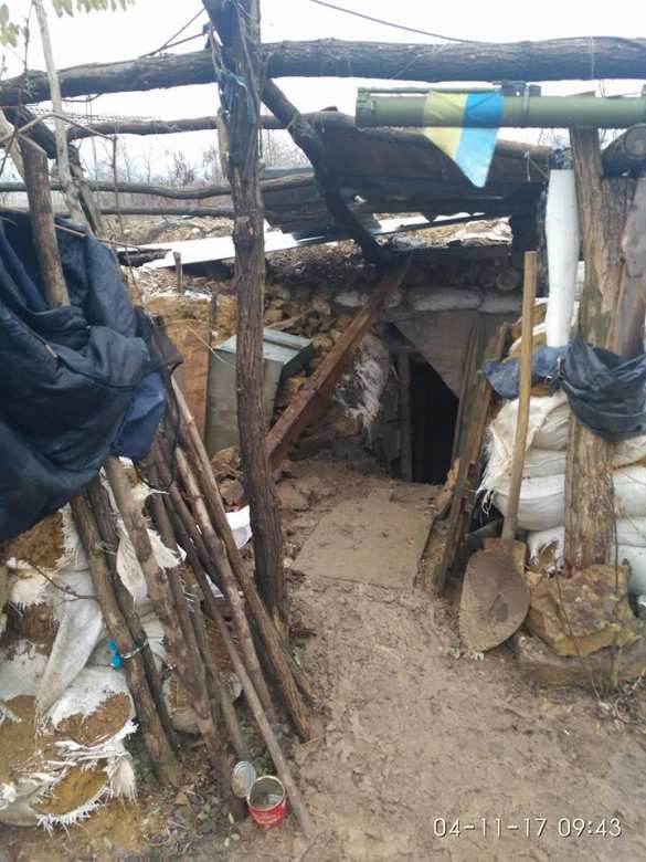 Мы 2 недели не моемся! Нечеловеческие условия, — 54 ОМБР ВСУ обратилась к Порошенко и Полтораку (ФОТО) | Русская весна