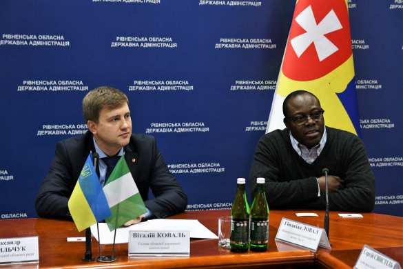 «Перемога»: Африканцы хотят инвестировать в украинское сельское хозяйство (ФОТО) | Русская весна