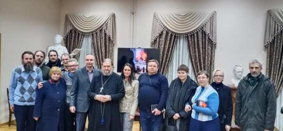 «Донецкая вратарница»: Москва встречает правду о страшной трагедии Донбасса (ФОТО, ВИДЕО) | Русская весна