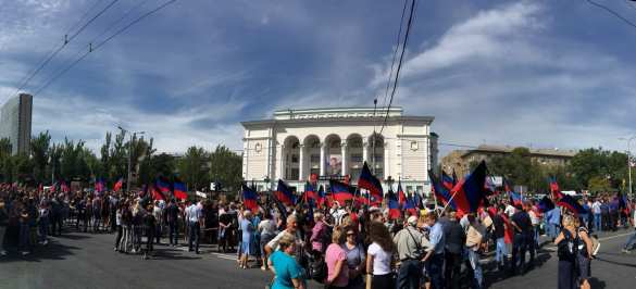 Донбасс прощается с Захарченко (ФОТО, ВИДЕО) | Русская весна
