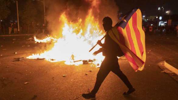 Жаркое «эль класико»: ад на улицах Барселоны (ФОТО, ВИДЕО) | Русская весна