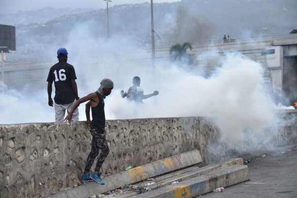 «Долой США, да здравствует Путин!» — народ Гаити взбунтовался против Штатов и призвал Россию на помощь (+ВИДЕО, ФОТО) | Русская весна
