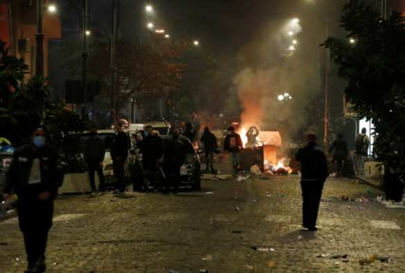 «Свободу!»: антиковидные бунты охватили юг Италии (ФОТО, ВИДЕО) | Русская весна