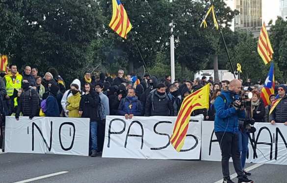 За независимость Каталонии: в Барселоне начинаются массовые протесты (ФОТО) | Русская весна