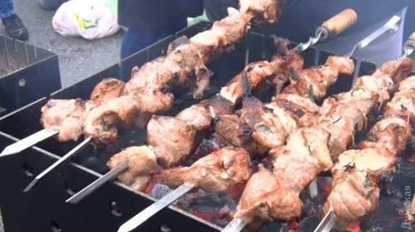 Порвали два баяна: в Одессе Саакашвили провожали шашлыком и вином (ФОТО, ВИДЕО) | Русская весна