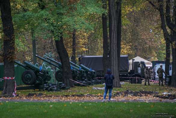 МОЛНИЯ:  прямо напротив Верховной Рады стреляет артиллерия (ФОТО, ВИДЕО) | Русская весна