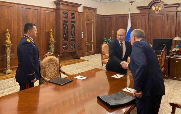 Названа новая должность генпрокурора РФ Юрия Чайки (ФОТО, ВИДЕО) | Русская весна