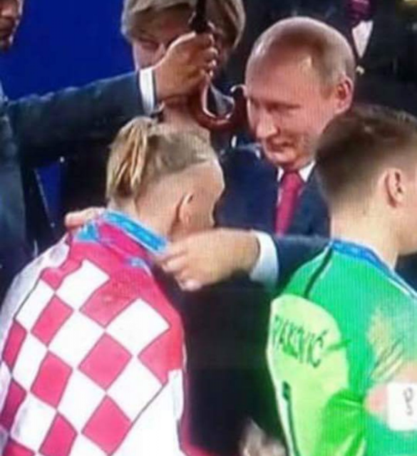 Путин вручил медаль скандальному хорватскому игроку (+ВИДЕО, ФОТО) | Русская весна
