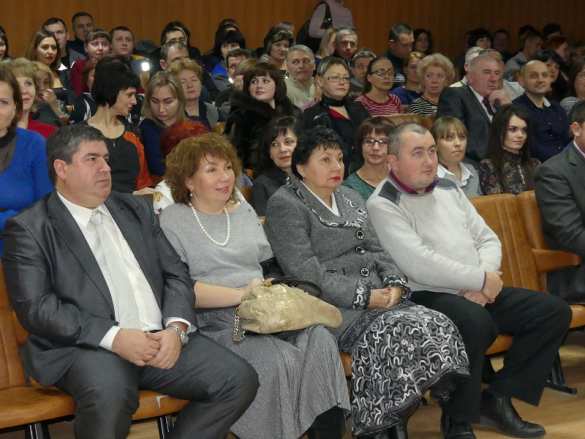 Работников электростанций Республики поздравили с профессиональным праздником (ФОТО) | Русская весна