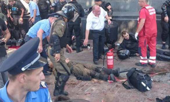 Бой под Верховной Радой — шокирующее ВИДЕО с беспилотника | Русская весна