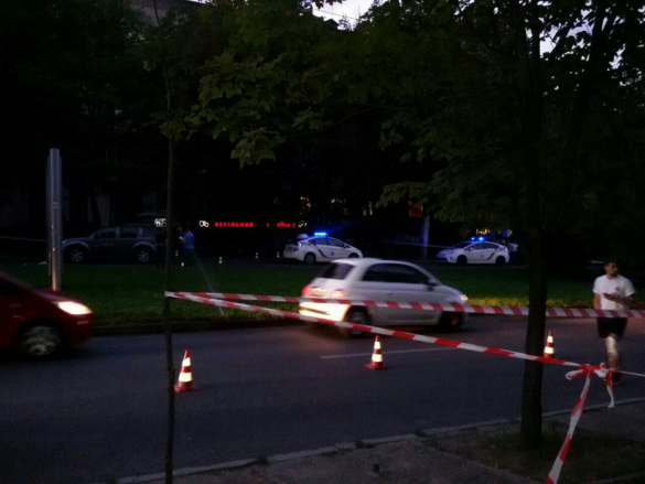 Типичная Украина: В Днепропетровске на улице застрелили двух человек (ФОТО 18+) | Русская весна