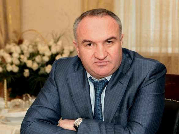 Сядут все: в «Газпроме» задержан отец сенатора Арашукова (+ВИДЕО, ФОТО) | Русская весна