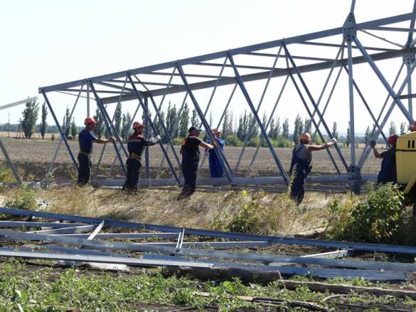 Проводится реконструкция ВЛ-330 кВ «Ростовская-Южная» (ФОТО, ВИДЕО) | Русская весна
