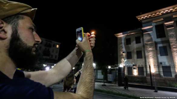 В Киеве «подожгли» посольство России (+ФОТО, ВИДЕО) | Русская весна