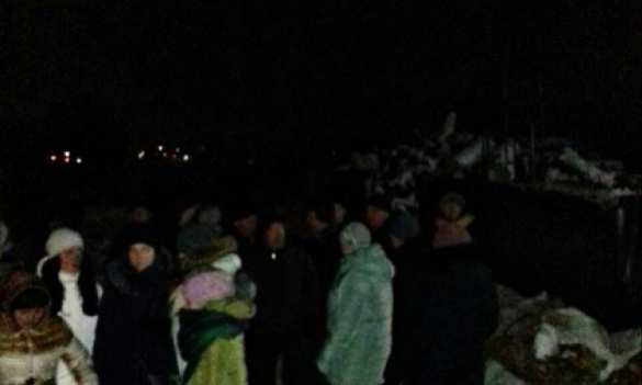 В Ровно 200 человек пикетируют котельную из-за стужи в квартирах (ФОТО) | Русская весна