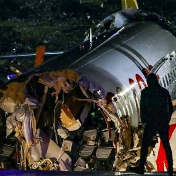 Авиакатастрофа: самолёт со 177 пассажирами рухнул в пропасть в Турции — подробности (+ВИДЕО, ФОТО) | Русская весна