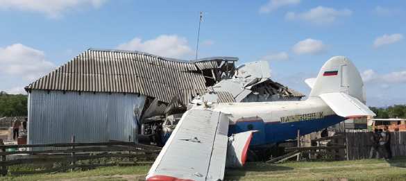 В Чечне самолёт рухнул на жилой дом (ФОТО, ВИДЕО) | Русская весна