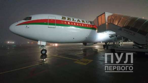 Лукашенко вылетел в Россию (ФОТО) | Русская весна