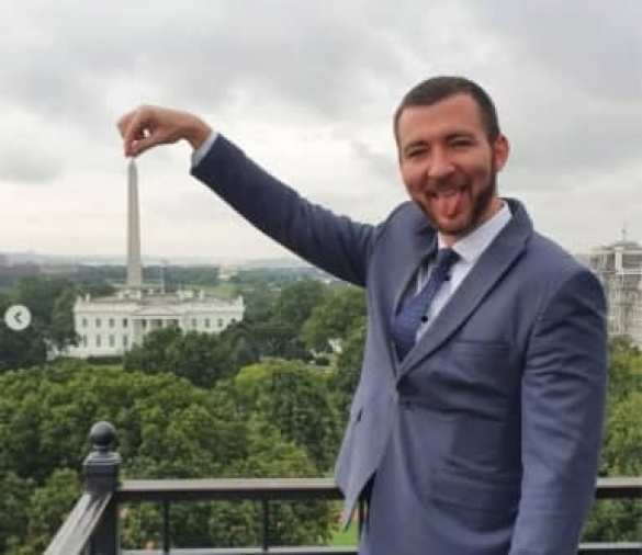 Пресс-секретарь Зеленского удивился реакции на скандальный снимок в США  | Русская весна