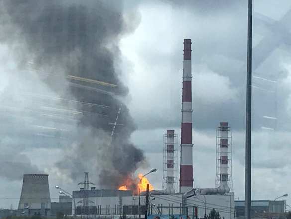 СРОЧНО: Горит ТЭЦ в Подмосковье, поднята авиация, направлены два пожарных поезда — ПРЯМАЯ ТРАНСЛЯЦИЯ | Русская весна